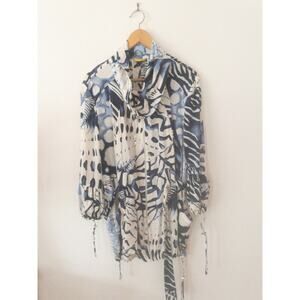 SoCa St. John Blue and White Stretch Silk Belted Jacket Medium
